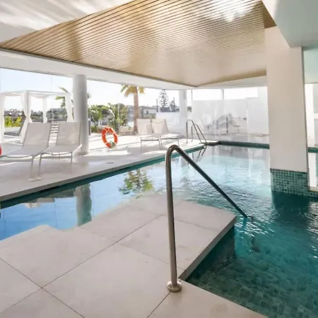 Castillo Sohail Penthouse By Costarentals- Ref 147 아파트